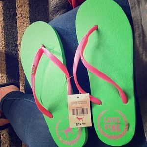 Love PINK flip-flops